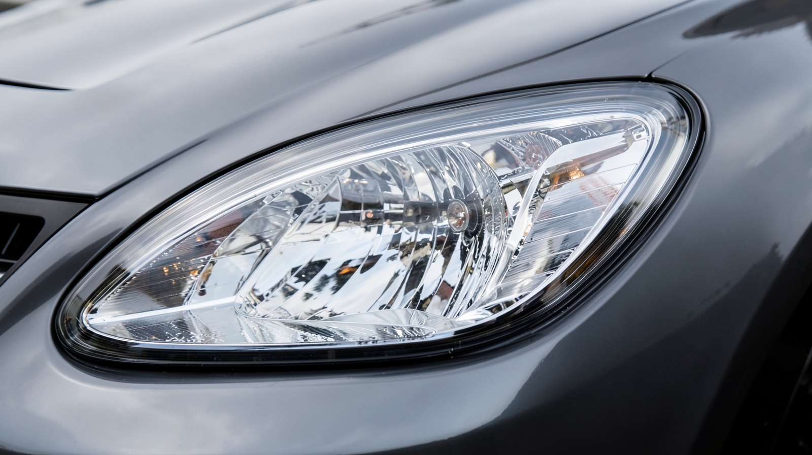 Headlight Restoration & Coating in Brandon, FL