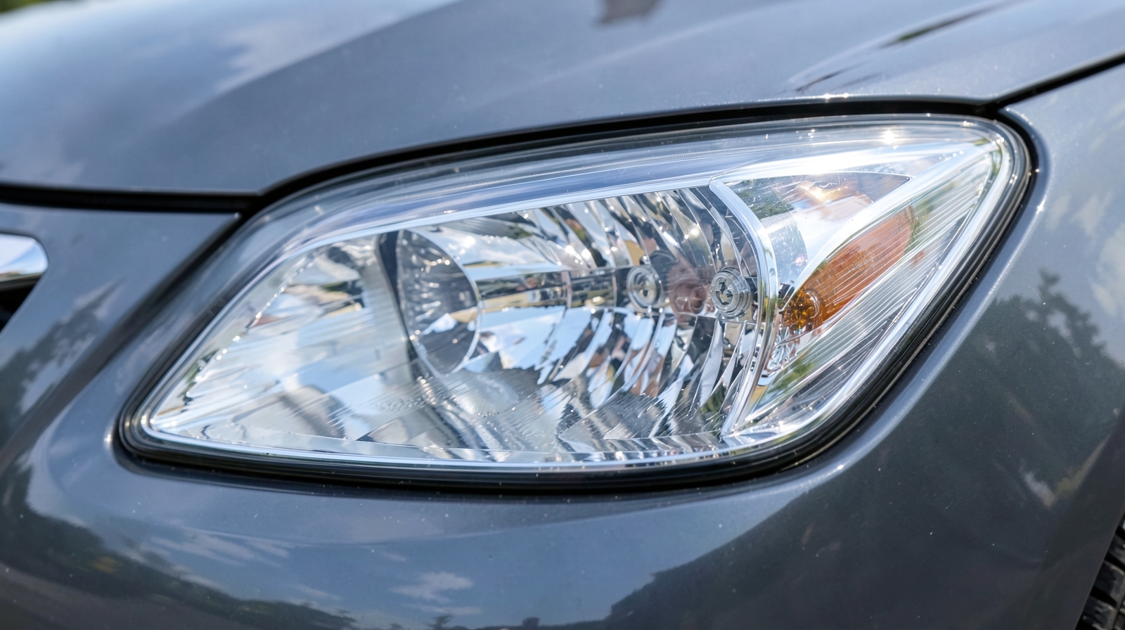 Headlight Restoration & Coating in Honolulu, HI