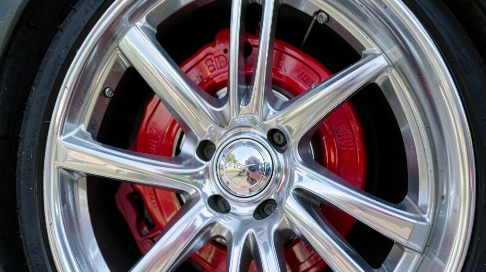 Wheel & Brake Caliper Ceramic Coating in Honolulu, HI
