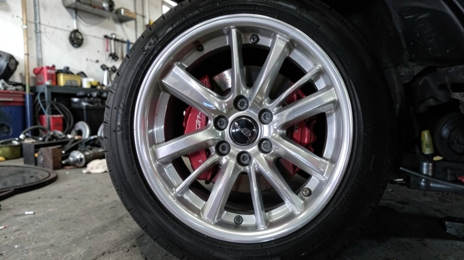 Wheel & Brake Caliper Ceramic Coating in Roseville, CA