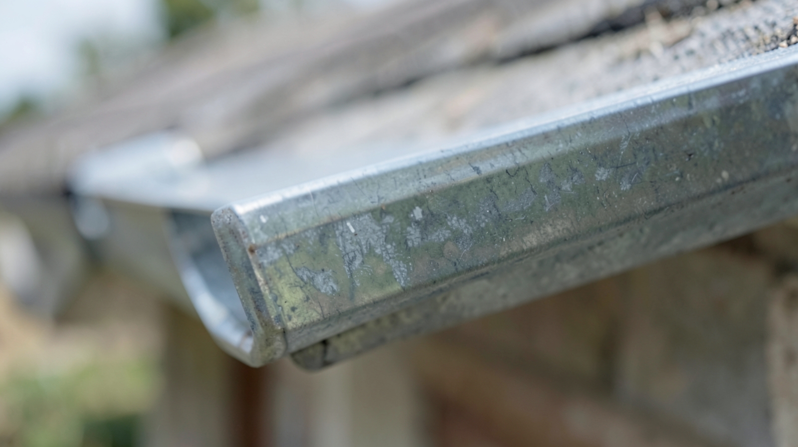 Gutter Cleaning in Lake Oswego, OR in Lake Oswego