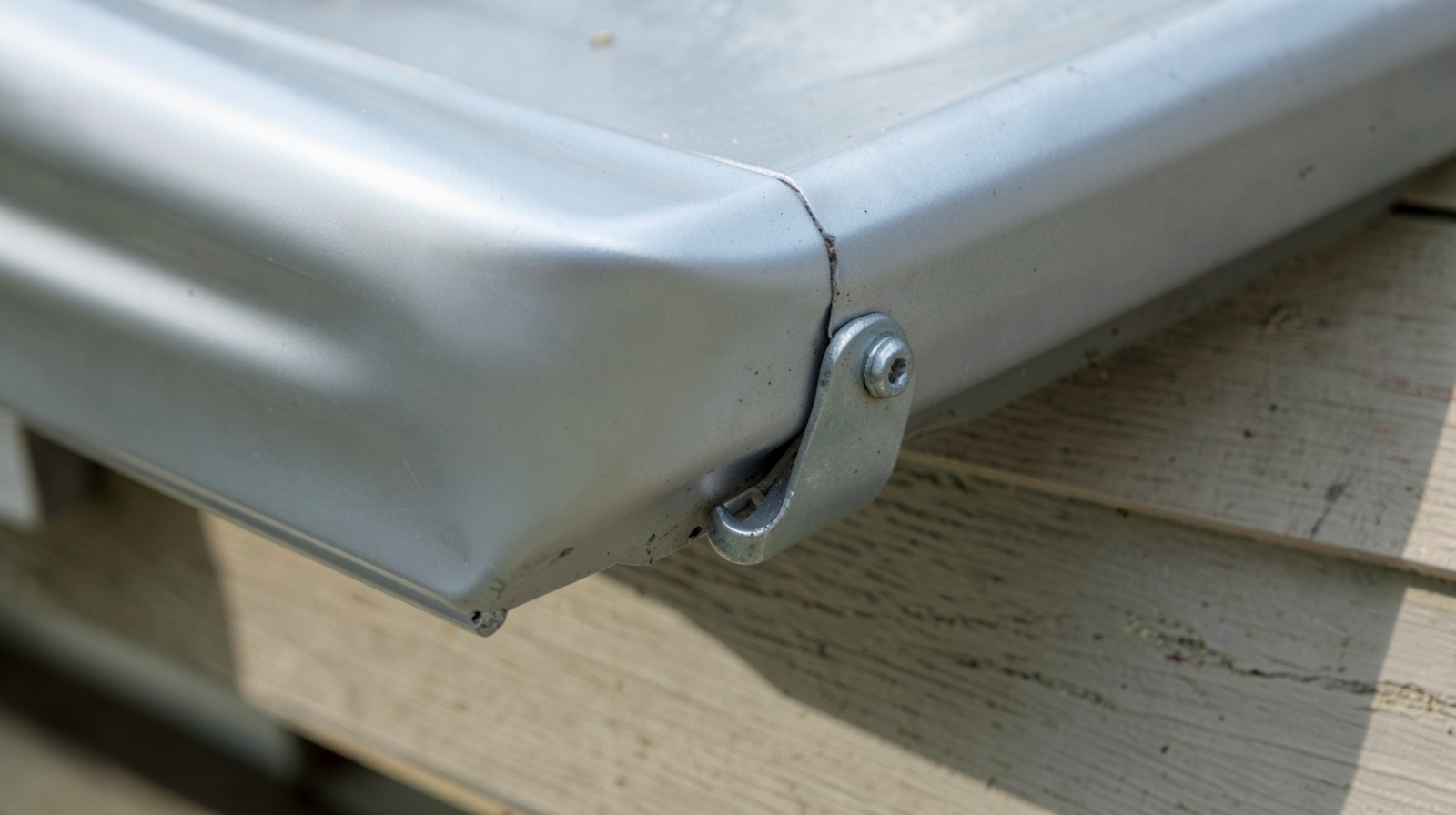 Gutter Repair in Lake Oswego, OR in Lake Oswego