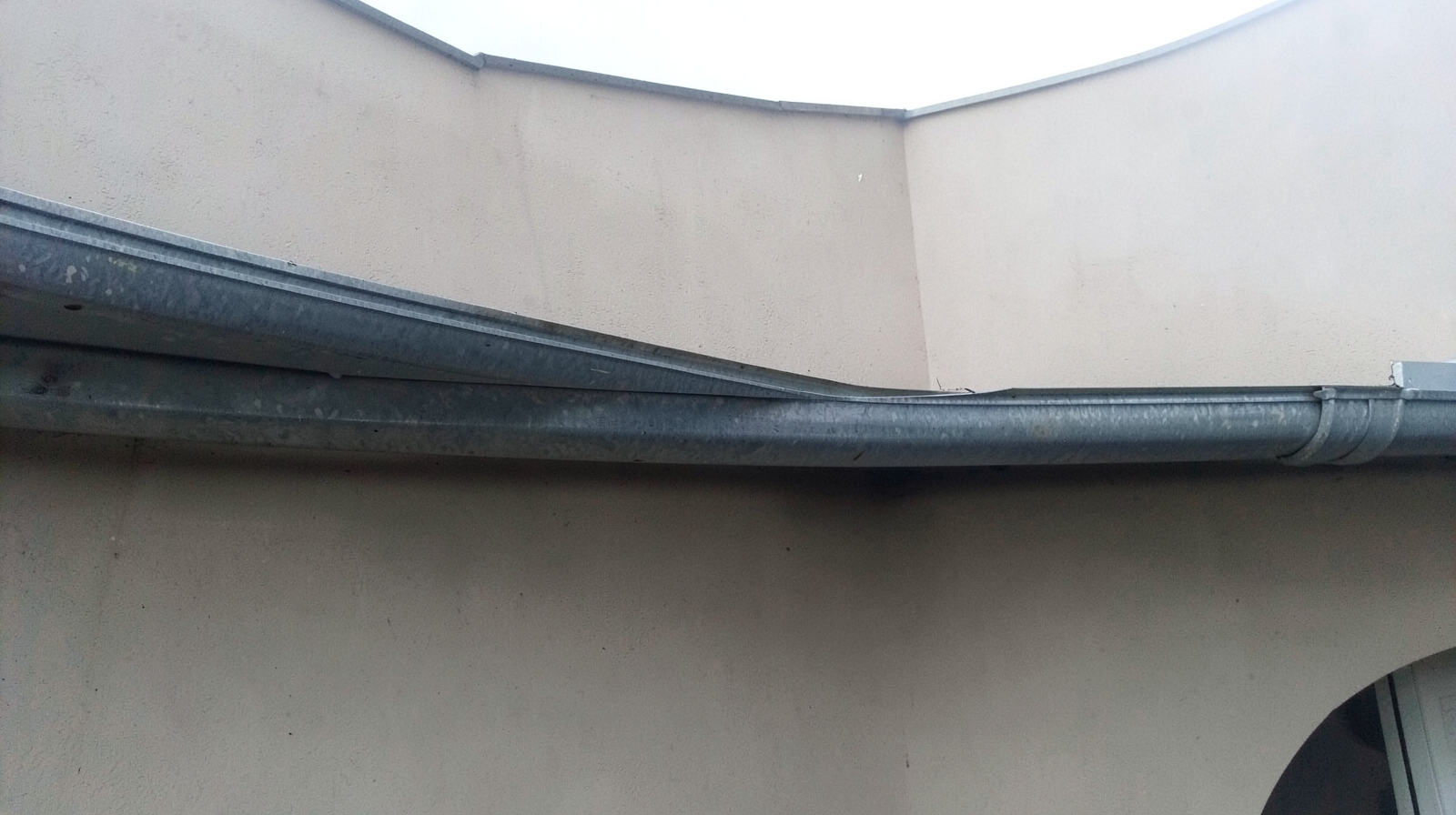 Commercial Gutter Cleaning in Mill Creek, WA in Mill Creek